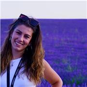 Profesora de filosofía, historia y literatura