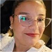 Profesora de tecnología y artesanía para todos los niveles educativos (NEE)