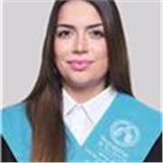 Soy Elena, profesora en valencia en la rama de infantil, aunque actualmente me estoy especializando en profesora en la unviersidad