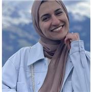 Ich bin Arabisch-Tutorin und unterrichte Kinder, Jugendliche und Erwachsene jeden Alters.