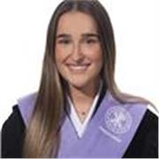 Psicóloga, responsable, trabajadora, puntual y con capacidad para adaptar el aprendizaje a niños con necesidades especiales. 
