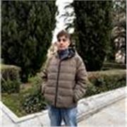 Soy Miguel, he estudiado el Grado en Economía y el Máster en Formación del Profesorado. Estoy más especializado en Macroeconomía 
