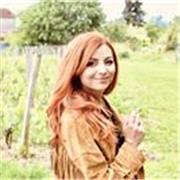 Professeure d'anglais ayant dèja donné des cours en école cherche à donner des cours d'anglais pour enfants et entreprises.