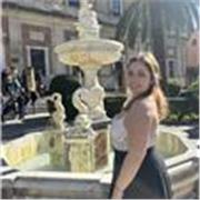 Doy todas las asignaturas, especialmente ingles si es que lo necesiten.