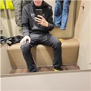 Italian tutor teaching students for all ages