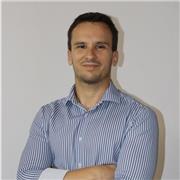 Licenciado en Derecho. Máster en Educación y Máster en Análisis Económico