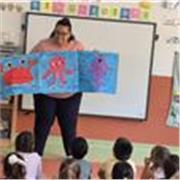 Maestra de Educación Infantil con Mención en Pedagogía Terapéutica por la Universidad del Atlántico Medio, (Las Palmas).
