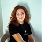 Laureata in insegnamento dell’italiano a stranieri, impartisco lezioni di certificazioni di inglese a studenti