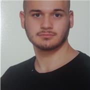 Tengo el bachillerato completo en la modalidad de humanidades, este es mi segundo año de oposición al Cuerpo Nacional de Policía, por tanto también tengo conocimientos jurídica