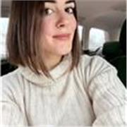 Sono un aspirante Insegnante, per adesso in procinto di laurea in L-19. Mi candido come aiuto compiti anche in diverse materie