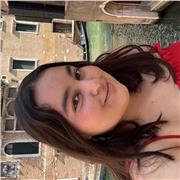 Persona responsable con nivel de estudios  en bachillerato científico con matrícula de honor, dispuesta a enseñar y ayudar.