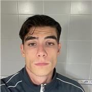 Doy clases de español, aparte de poseer un nivel B2 de ingles para poder comunicarnos