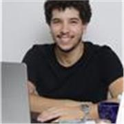 Physics and Maths tutor for middle and high school students, offering online lessons with a dynamic, student-centered aproach