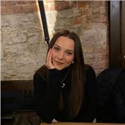 Sono una studentessa di Fisioterapia a Bologna, sono preparata in particolare in Biologia, ma ho le basi di un liceo scientifico