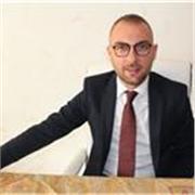 Offro lezioni individuali volte al miglioramento scolastico ed appassionamento progressivo alle materie di mia competenza