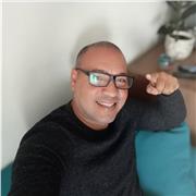 Soy entrenador personal, tanto física como mental de baloncesto