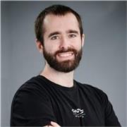 Economista y experto en Marketing Digital con más de 8 años de experiencia