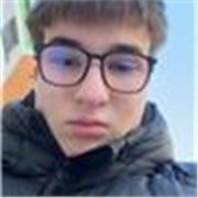 Zrozum matematykę, zamiast ją zakuwać!
Cześć! Mam na imię Michał i jestem studentem informatyki. Chętnie udowodnię Ci, że królowa