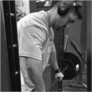 Soy Entrenador personal con   mas de 5 años de experiencia en el sector del fitness y culto al cuerpo