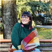 Ragazza di 19 anni che ha appena finito il liceo artistico a Verona