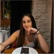 Chiva joven de 19 años estudiando psicología con ganas de ayudar a los peques de primaria en verano con un poco de refuerzo.