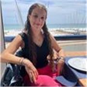 Holaa me gustaria enseñar inglés ya que tengo dos títulos (B1 y B2) 