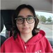 Estoy cursando el tercer año de Filología Hispánica y me encantaría empezar a enseñar tan pronto como sea posible 