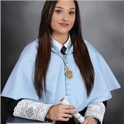 Maestra de educación infantil con muchas ganas de trabajar y experiencia con niños.