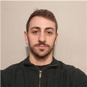 Nativo italiano y graduado en idiomas, imparte clases de italiano