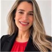 Profesora de Filosofía y lengua Portuguesa para niños a adultos