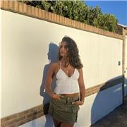 Profesora tanto presencial y online, estudiante de bachillerato de ciencias y tecnología. Certificado B1, inglés y francés