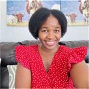 Passionate English tutor helping students grow confidence and communicate naturally