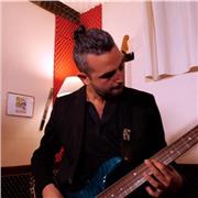 LEZIONI DI MUSICA (basso elettrico, chitarra, teoria e armonia, solfeggio)