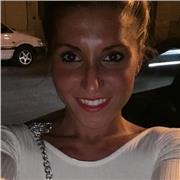 Salve, mi chiamo Dalila. Sono laureata in lingue, letterature e culture europee presso l’Università degli studi di Napoli l’Orientale ( nel 2016). Attualmente sto conseguendo la laurea magistrale in linguistica moderna. Ho esperienza come docente di lingu