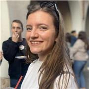 Puedo dar clases de química, mates, física, inglés o lengua. No duden en contactarme