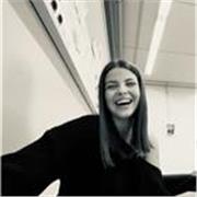 Soy una persona muy alegre, y me gustaría dar clases a niños de entre 6 y 15 años.