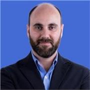 Consultor y profesor de SEO con más de 10 años de experiencia, ofrece clases online de posicionamiento web orientadas a proyectos.