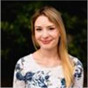 Experienced English tutor for foreigners offering tailored lessons for all levels, fostering confidence, fluency, and enjoyment.