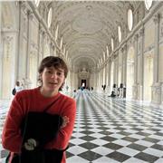 Studentessa magistrale offre Ripetizioni e aiuto compiti per alunni di scuola media e superiori in materie come inglese, italiano, storia, filosofia, geografia