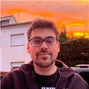 Físico con más de 10 años de experiencia de docencia a todos los niveles desde educación primaria a universidad.