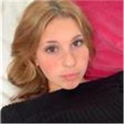 Ciao, sono Elisa! Sono una studentessa universitaria, a volte anche simpatica. 