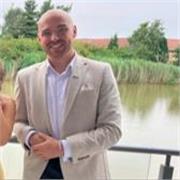 Final year PhD researcher offering budget friendly A Level Science tutoring. (Online/Commute to you)