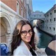Laureata in interpretazione di conferenza e traduzione, laurea magistrale