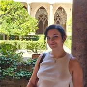 Estudiante de la MBA de Unican da refuerzos a estudiantes de primaria en todas las materias.