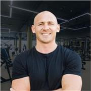 I would describe myself as an experienced and approachable personal trainer with over ten years in fitness and wellbeing. 