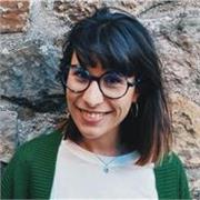 Profesora de ELE imparte clases para adultos