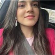 Profesora de inglés con nivel C1, ofrece clases online para los más pequeños hasta los grandes de la casa.