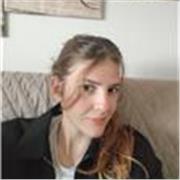 Sin titulación, pero con la Educación Secundaria Obligatoria. 