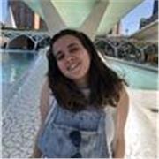 Clases de todo lo relacionado con las humanidades: Lengua, historia, filosofía. Preferentemente online