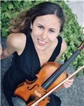 Profesora de lenguaje musical, violín y viola